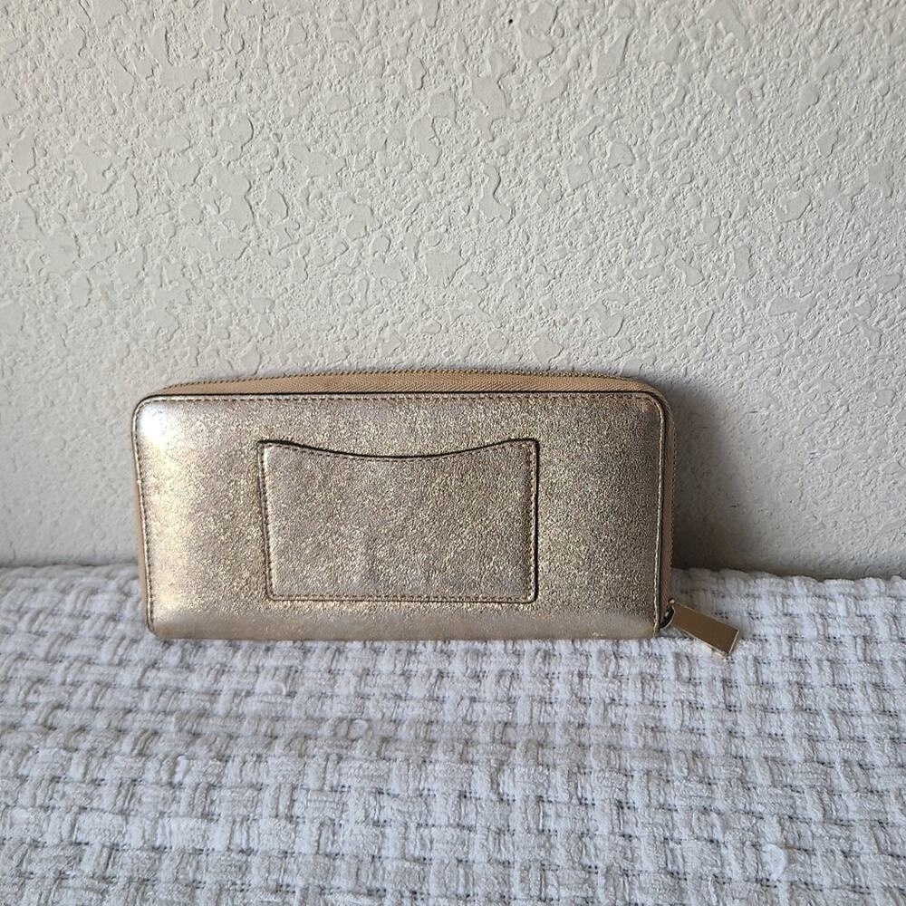 Michael Kors Metallic Gold Zip Around Wallet - Picture 2 of 11